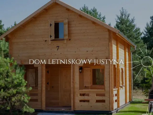 Urocze domki rekreacyjne drewniane otoczone zielenią. Idealne miejsce na wypoczynek.