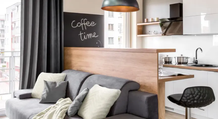 Jak urządzić salon z kuchnią 20 m², by uniknąć błędów w aranżacji?